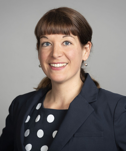 Dr. Alma Kolleck