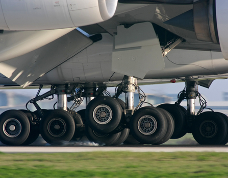 Flugzeugreifen (Foto: ©Deutsches Zentrum für Luft- und Raumfahrt (DLR) Braunschweig)